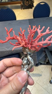 A red coral mounted silver figure, possibly Germany, 19th C. — 照片 14