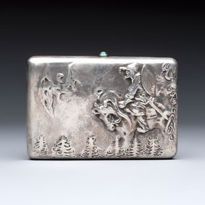 A relief-decorated silver 'Saint George and the Dragon' cigarette case, Russia, 20th C. — 照片 1