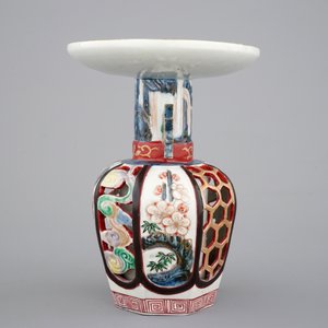 Un vase ajour en porcelaine de Japon, Arita, 18ème — photo 2