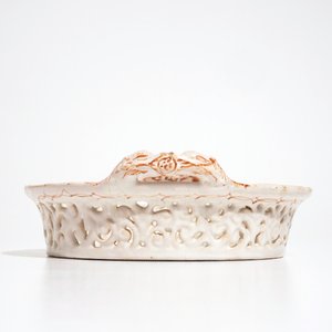 A reticulated polychrome Brussels faience “La Haie Fleurie” basket on stand, 18th C. — 照片 4