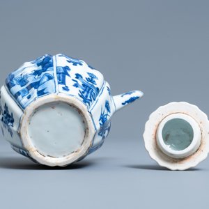 A ribbed Chinese blue and white teapot and cover, Kangxi — photo 7