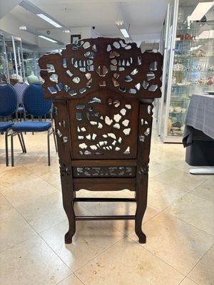 A richly carved Chinese hongmu 'dragon' armchair, Canton, 19th C. — 照片 3