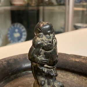 A Roman bronze 'satyr' bowl, probably 3rd/6th C. — photo 12