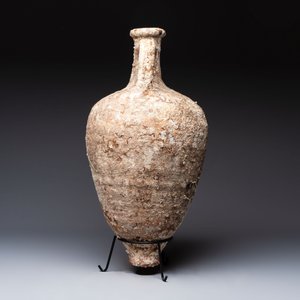 A Roman oil amphora, Southern Spain, 2nd/3rd C. — photo 4