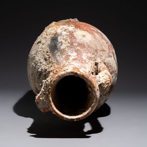A Roman pottery fish oil or wine transport amphora with marine encrustation, South of Spain, 1st C. B.C./1st C. — foto 5