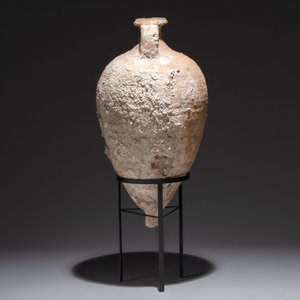 A Roman pottery olive oil transport amphora with marine encrustation, South of Spain, 1st/3rd C. — 照片 4
