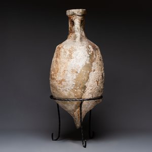 A Roman salt fish amphora and cover, Spain, 2nd/3rd C. — photo 2