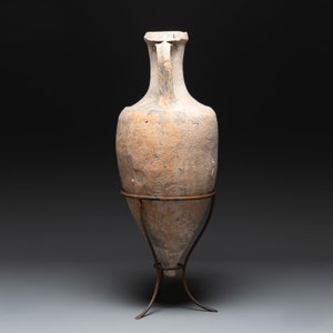 A Roman terracotta wine or oil transport amphora, 1st C. B.C. — photo 2