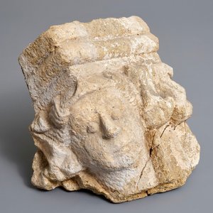 A Romanesque sandstone corner fragment of a pillar, 12/13th C. — photo 1