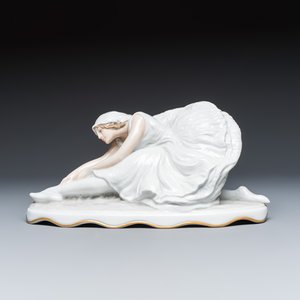 A Rosenthal porcelain figure of Anna Pavlova as 'The Dying Swan' by Constantin Holzer-Defanti — photo 2