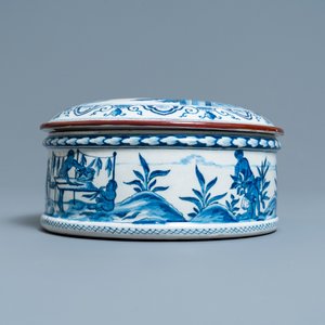 A round Dutch Delft blue and white box and cover with tobacco harvesting scenes, 18th C. — photo 5