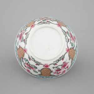 A ruby back semi-eggshell porcelain cup and saucer, Yongzheng — photo 10