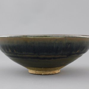 A russet-splashed black-glazed bowl, presumably Song Dynasty — photo 5