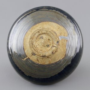 A russet-splashed black-glazed bowl, presumably Song Dynasty — photo 7
