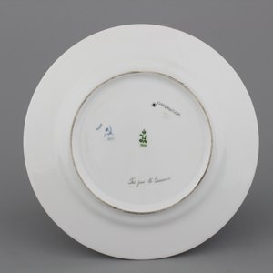 A Russian suprematism plate, Imperial Porcelain Factory, after Chasnik — photo 2