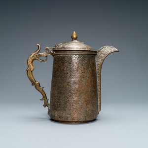 A Safavid parcel-gilt and tinned copper mug and cover, Persia, 17/18th C. — photo 3