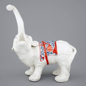 A Samson porcelain Kakiemon style elephant, Paris, 19th C. — 照片 2
