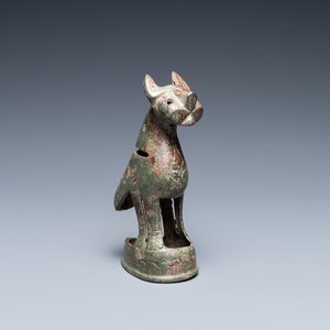A Seljuk bronze model of a cat, Iran, 12/14th C. — photo 1