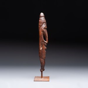 A Sepik Ramu wooden figure, Papua New Guinea — photo 4