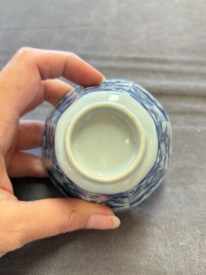 A set of 11 Chinese blue and white cups and saucers with riverscape design, Kangxi — photo 28