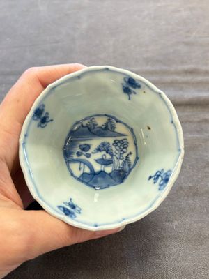 A set of 11 Chinese blue and white cups and saucers with riverscape design, Kangxi — photo 45