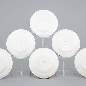 A set of 12 blue and white Dutch Delft month plates, 19th C. — photo 5