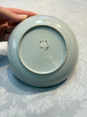A set of 12 Chinese blue and white 'Landscape' bowls and saucers, Qianlong/Jiaqing — foto 24