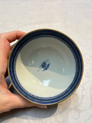 A set of 12 Chinese blue and white 'Landscape' bowls and saucers, Qianlong/Jiaqing — foto 95