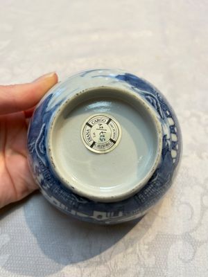 A set of 12 Chinese blue and white 'Landscape' bowls and saucers, Qianlong/Jiaqing — foto 96