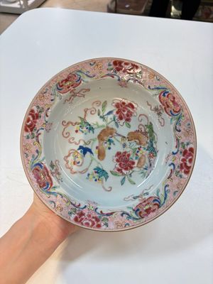 A set of 12 Chinese famille rose plates with squirrels among grapes and peonies, Qianlong — photo 15