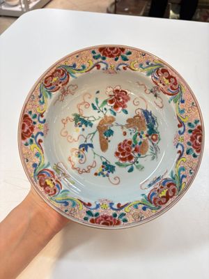 A set of 12 Chinese famille rose plates with squirrels among grapes and peonies, Qianlong — photo 17