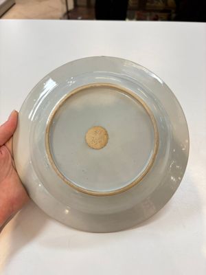 A set of 12 Chinese famille rose plates with squirrels among grapes and peonies, Qianlong — photo 4