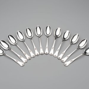 A set of 12 silver teaspoons, 800/000, 20th C. — foto 3