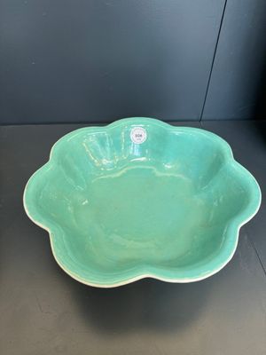 A set of 14 Chinese turquoise-ground famille rose dinner service, Qianglong mark, 19th C. — photo 1