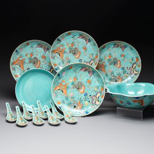 A set of 14 Chinese turquoise-ground famille rose dinner service, Qianglong mark, 19th C. — photo 1