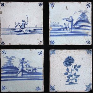 A set of 4 Delft blue and white tiles with various scenes, possibly Lille or Ghent, 17th C. — 照片 1