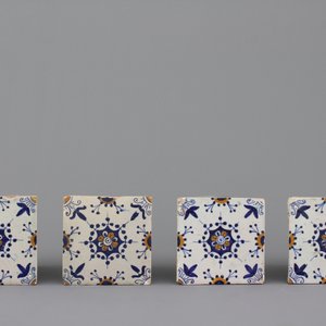 A set of 4 rare small format Dutch Delft tiles, 17th C. — 照片 2