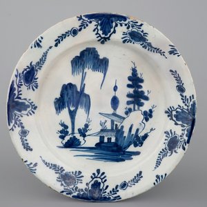 A set of 4 various Dutch Delft dishes, 18th C. — photo 6