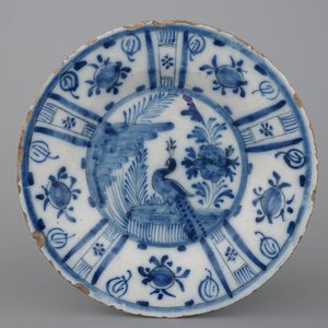 A set of 4 various Dutch Delft dishes, 18th C. — photo 8