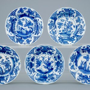 A set of 5 Chinese blue and white kraak style deep plates, Kangxi — 照片 1