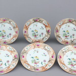 A set of 6 Chinese export porcelain plates with faux-marbre border, 18th C. — photo 1