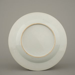 A set of 6 Chinese export porcelain plates with faux-marbre border, 18th C. — photo 3