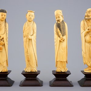 A set of 8 fine Chinese carved ivory immortals on wooden bases, 19th C. — photo 2