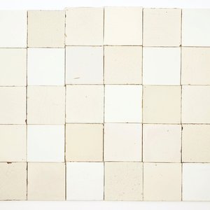A set of ca. 180 plain white Dutch Delft tiles, 18th C. — photo 1