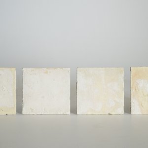 A set of ca. 350 plain white Dutch Delft tiles, 18th C. — photo 4