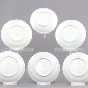 A set of five Chinese famille rose cups and six saucers, Yongzheng-Qianlong, 18th C. — foto 3