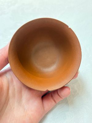 A set of five Chinese Yixing stoneware cups with floral design, Kangxi — photo 30