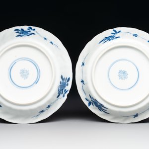 A set of four Chinese blue and white cups and saucers, flower mark, 19th C. — photo 5