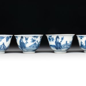 A set of four Chinese blue and white 'Sense of Smell' cups and saucers, artemisia leaf mark, Kangxi — foto 7
