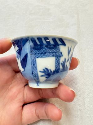A set of four Chinese blue and white 'Sense of Smell' cups and saucers, artemisia leaf mark, Kangxi — photo 17